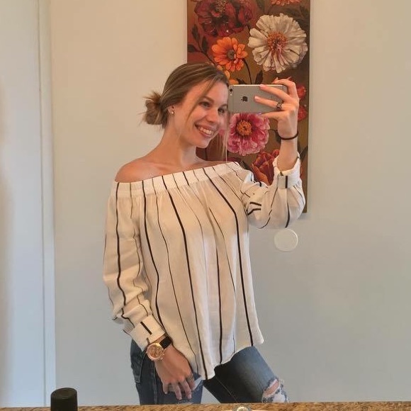 Forever 21 Tops - F21 Off-the-Shoulder Top